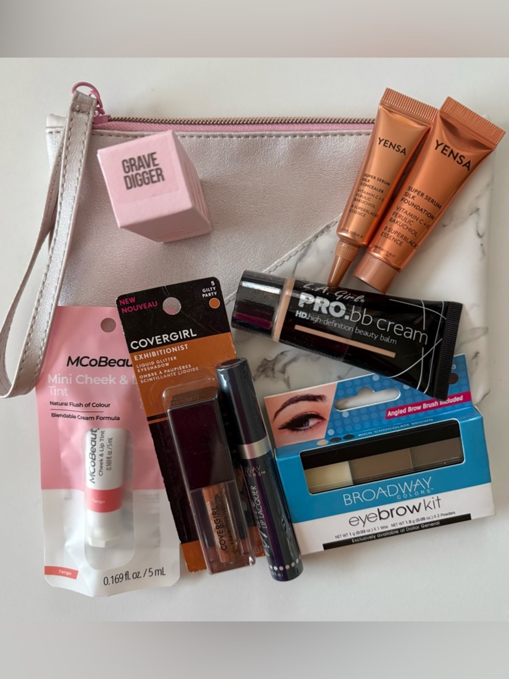 Jeffree Star + Makeup Bundle + IPSY Makeup Bag, 9 items